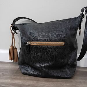 Coach Legacy Black Pebbled Leather Tan Tassel Duffle Adjustable Shoulder Handbag